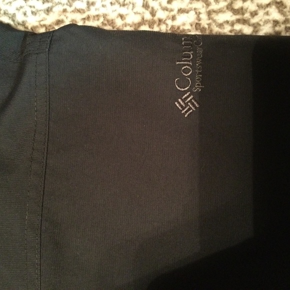 Columbia Nylon Coat - Picture 3 of 6